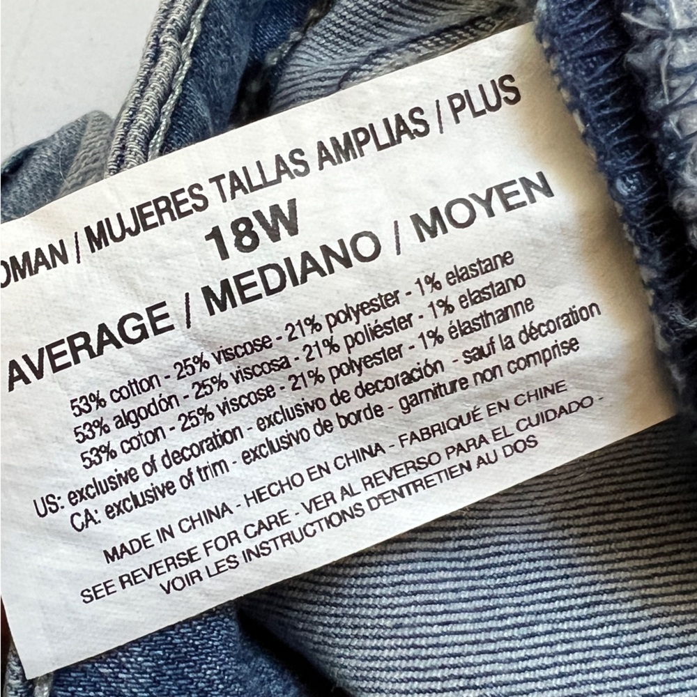 Bandolino Blue Denim Ankle Jeans with Floral Side Print - Picture 13 of 13